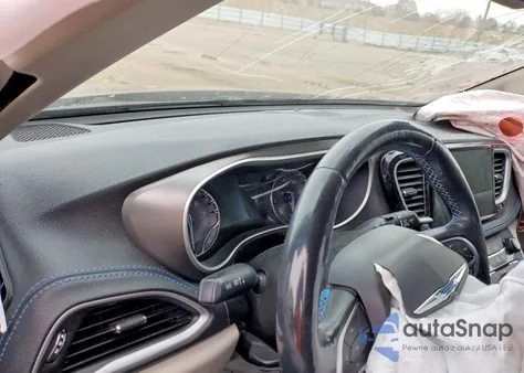 2021 Chrysler Pacifica Touring z USA, uszkodzony, nr VIN 2C4RC1FG6MR587602